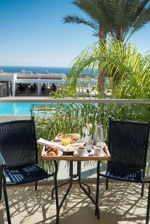 Royal Blue Hotel & Spa Geroskipou Ngoại thất bức ảnh