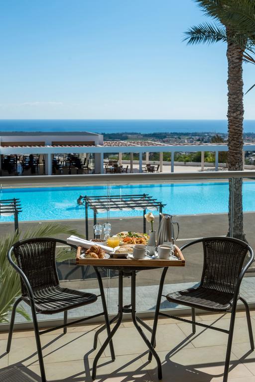 Royal Blue Hotel & Spa Geroskipou Ngoại thất bức ảnh