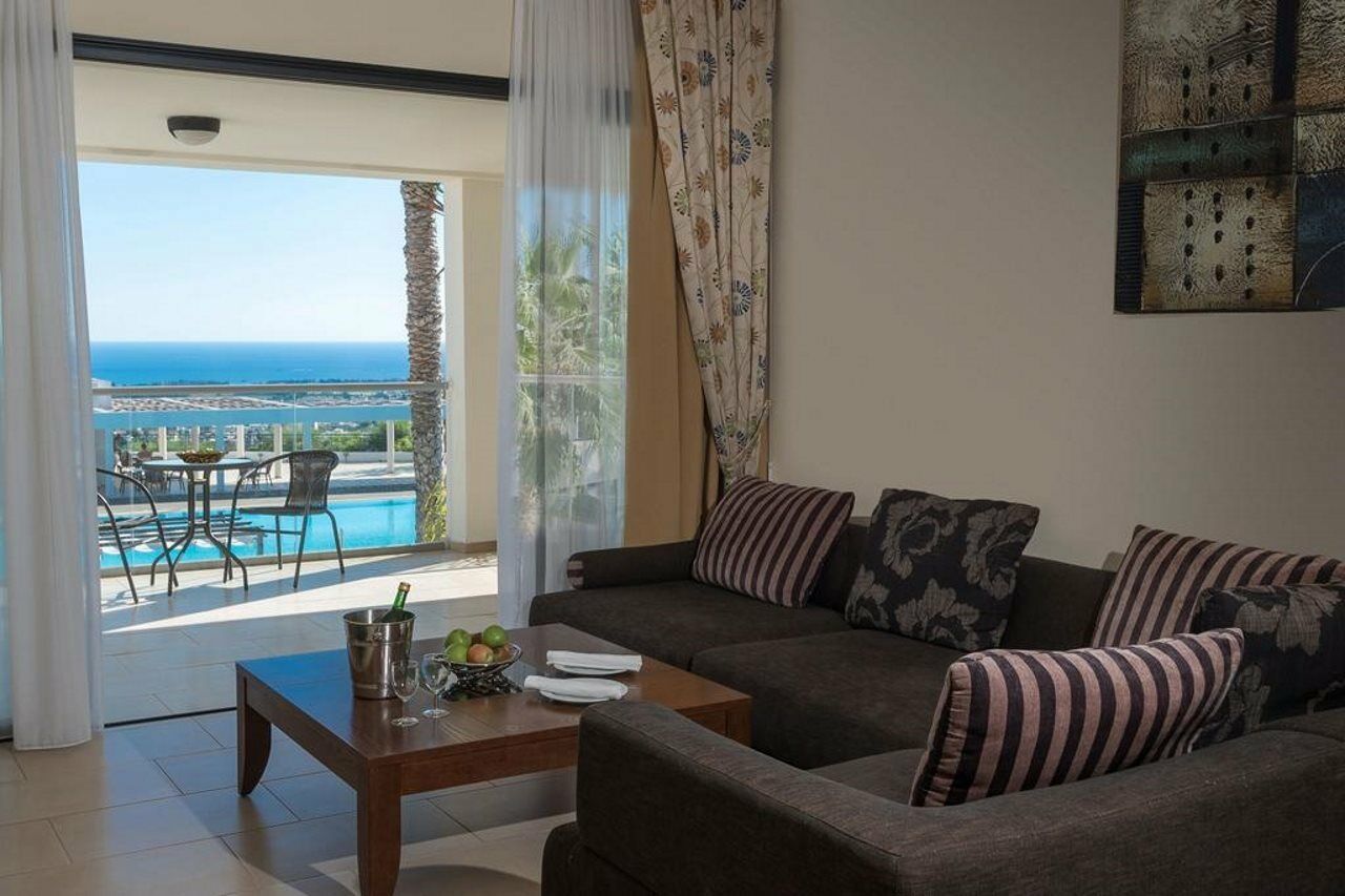 Royal Blue Hotel & Spa Geroskipou Ngoại thất bức ảnh